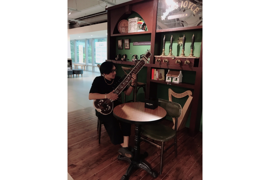 西塔琴與bar