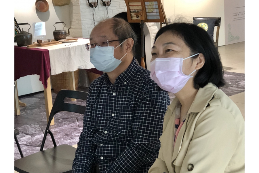 參與講座的人們