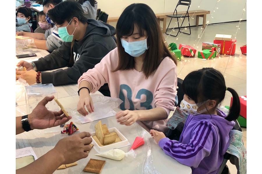 薑餅屋組裝